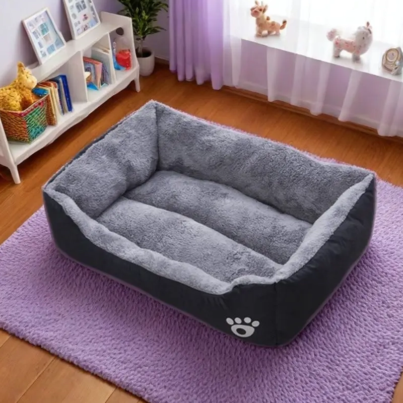 Lit panier chien peluche noir confortable