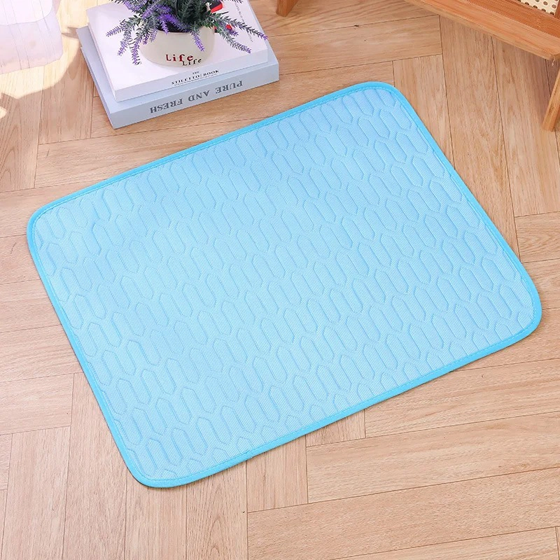 Tapis rafraîchissant confortable animaux